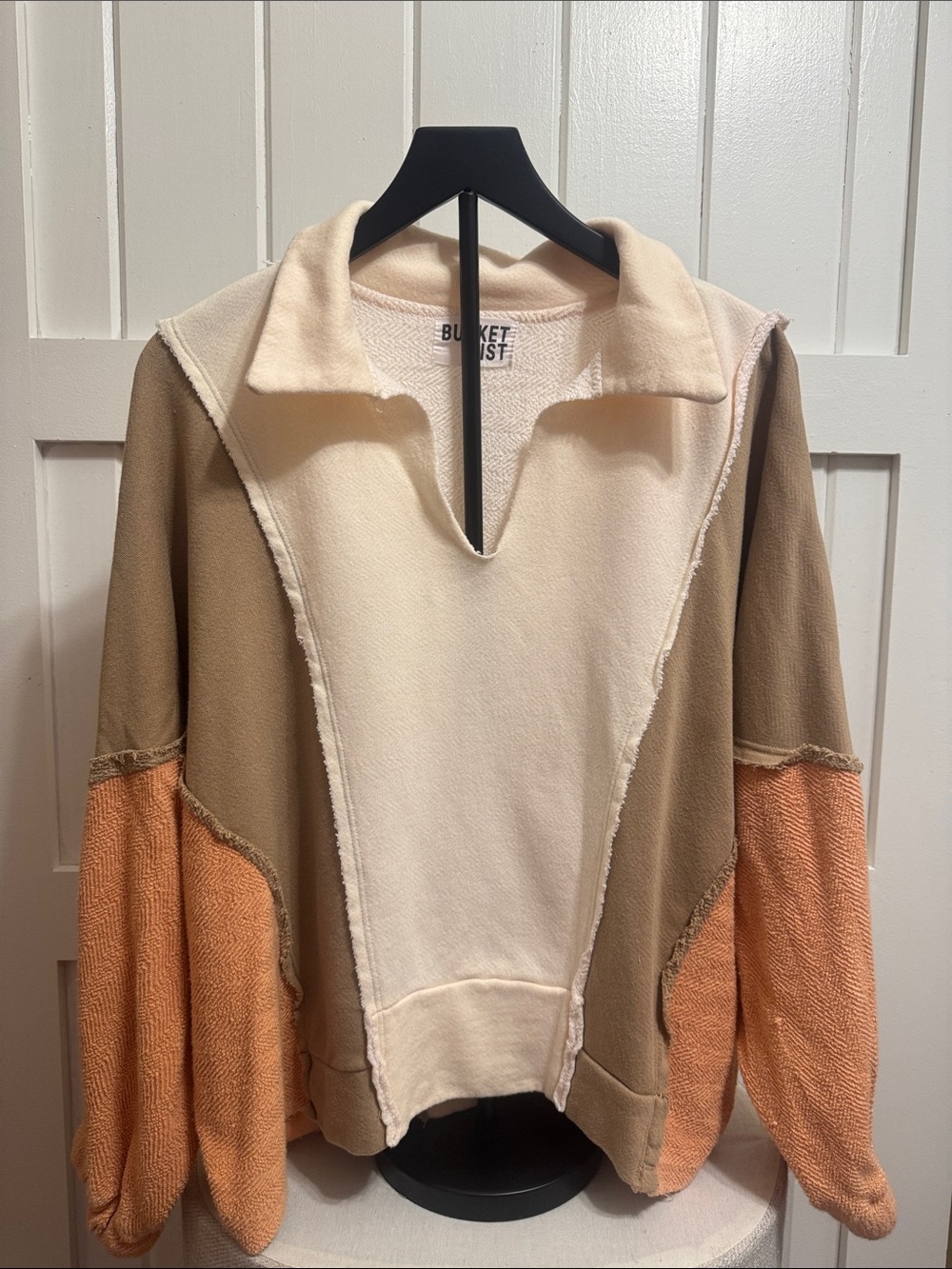 BUCKETLIST Colorblock Pullover in Cream, Tan, Peach